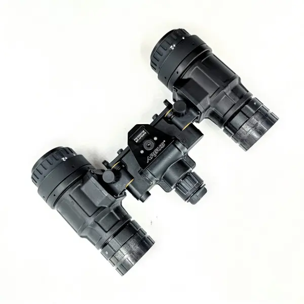 Y*i様 ナイトビジョン　レコーダー　PVS１４　bnvd 1431　定価77, Прибор ночного видения Argus PVS31 BNVD 1431 Mk.II Canadian Custom